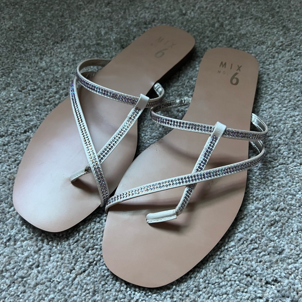 Women’s sandals